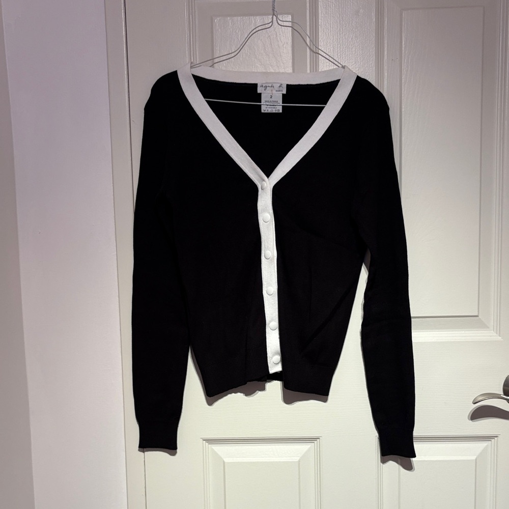 Elegant Black and White V-Neck Cardigan
